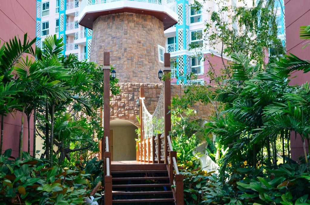Grand Caribbean Resort Jomtian Pattaya Exterior foto